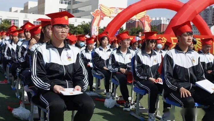 省人大代表李新跨界创新助推中原农谷发展